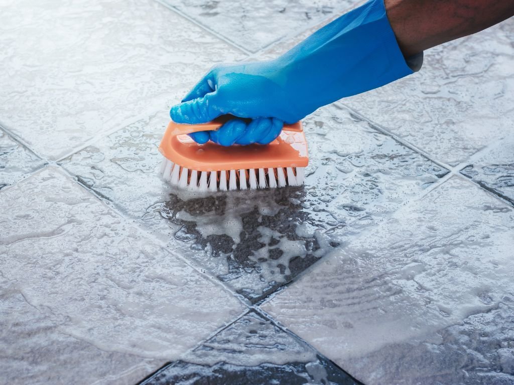 A Comprehensive Guide on How to Clean Ceramic Tiles